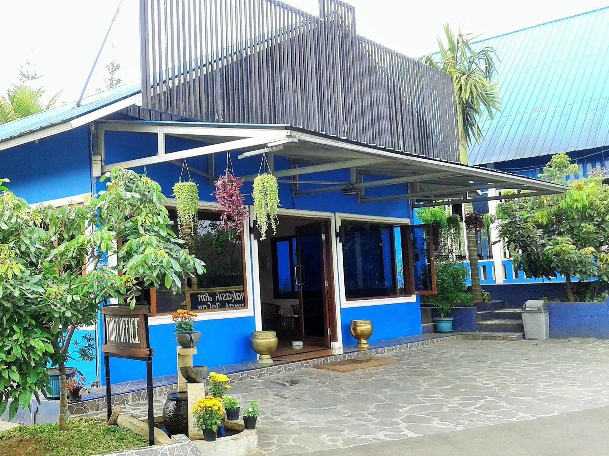 Aries Biru Resort Cisarua Exterior foto
